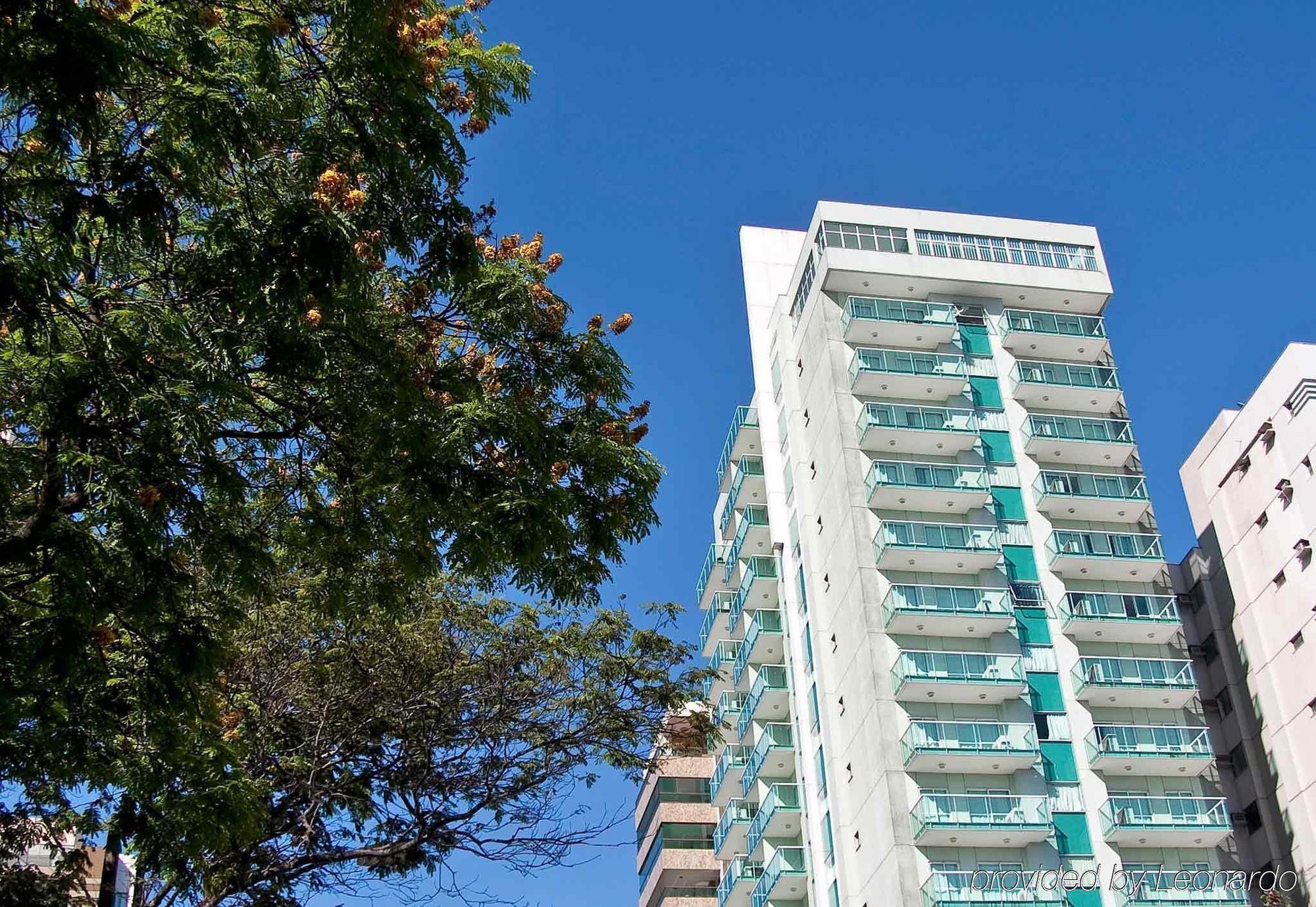 Triangulo Apart Hotel Vitoria Exterior photo